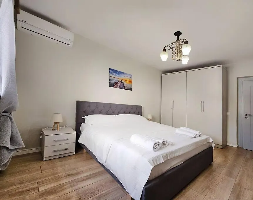 Rino'S Apartment Tirana