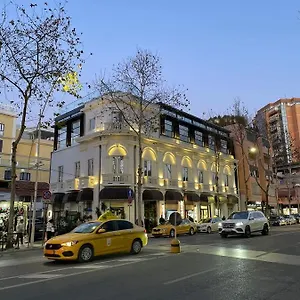 The Crown Boutique & Tirana